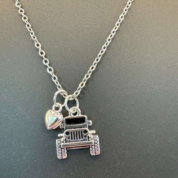 ***NEW*** Fun necklace for the 4x4 Off-Road Lover! - Picture 5 of 8